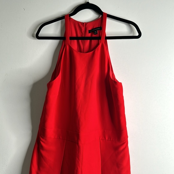 Banana Republic red halter neck wide leg pleated jumpsuit size 14 - Picture 3 of 10